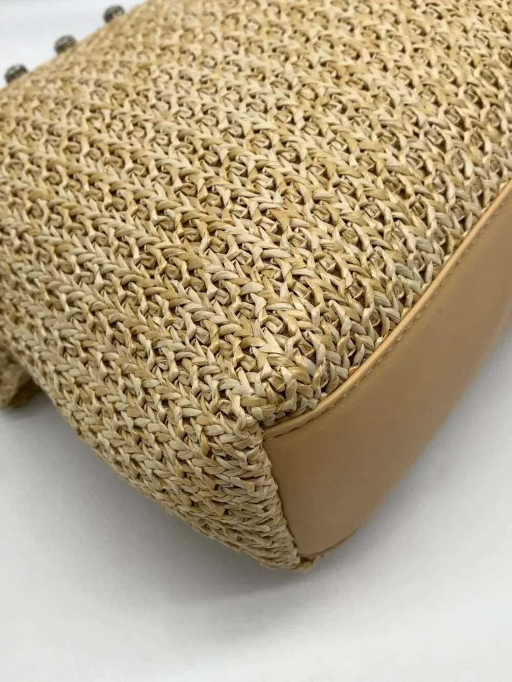 Urban Expressions Natural Marta Clutch